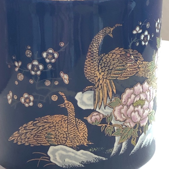 Deep indigo & gold enamel peacock mug - Picture 7 of 7